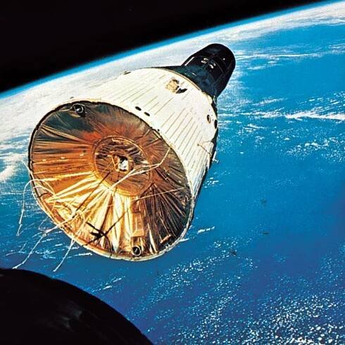 Gemini 7, as seen from Gemini 6, 1965