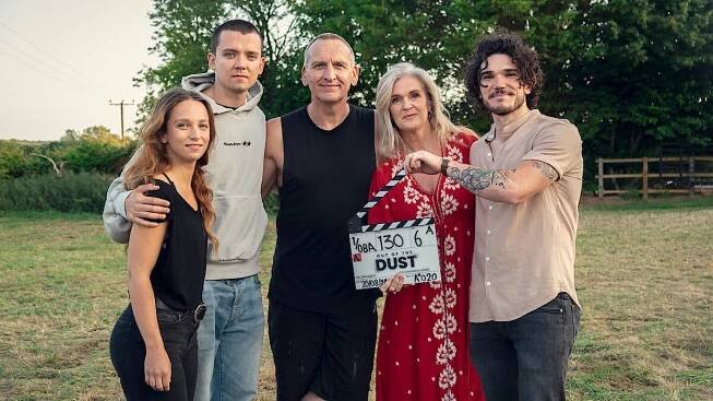 Kriminálník v roli spasitele. Netflix chystá psychologický thriller o náboženské sektě