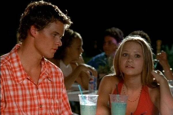 Austin Nichols and Mary-Kate Olsen star in 'Holiday in the Sun'