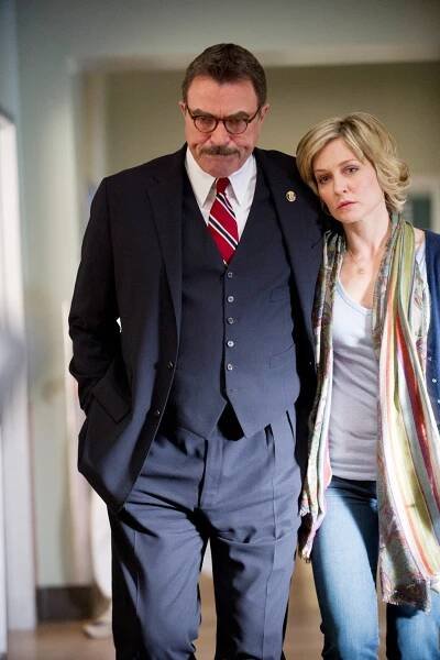 Spravedlnost v krvi - Thanksgiving - Z filmu - Tom Selleck, Amy Carlson