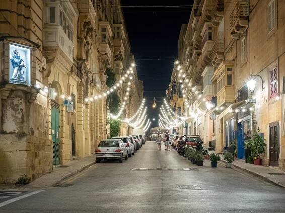 Valletta - Wikipedia