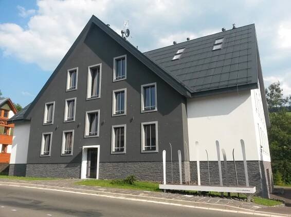 Novostavba apartmánového domu Studios Rokytnice nad Jizerou | Laušman a Malý - stavební firma