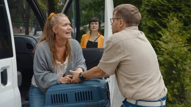 Paras vuosi ikinä - Hyvästi karvaton isukki (S01E01) (2020)