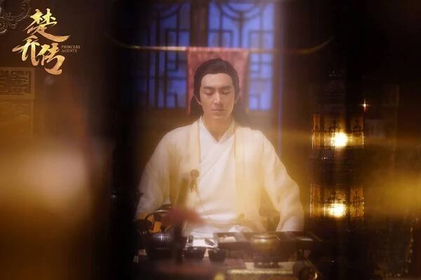 Kenny Lin - Princess Agents - Fotosky