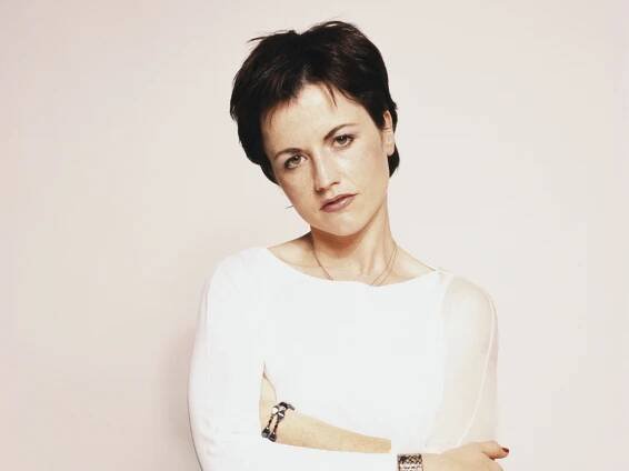 Dolores O’Riordan, the Ferocious Cranberries Singer, Has Died