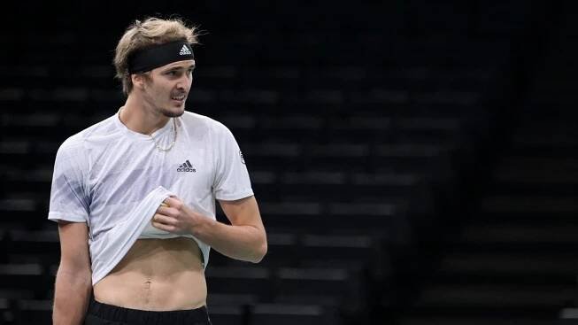 Stále se usmívám, řekl po obvinění z násilí Zverev. Jsi psychopat, píšou mu fanoušci