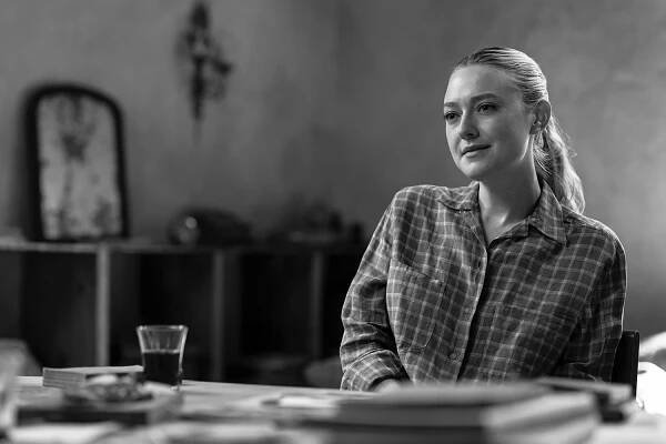 Dakota Fanning as Marge Sherwood in "Ripley."