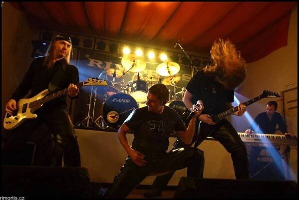 Nymburk - 19.12.2009 < Fotky z koncertů < fotogalerie | RIMORTIS