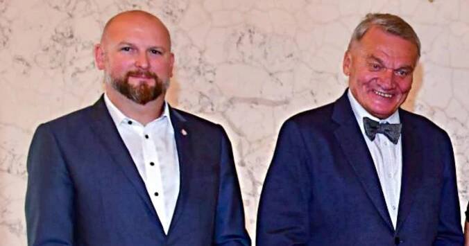 Co bude s ředitelem magistrátu Kubelkou? ‚Šíříte závist,‘ řekl primátor Svoboda ke zveřejnění odměn