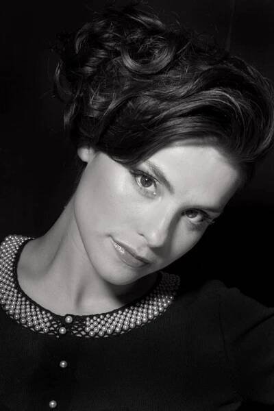 Charlotte Riley Black-And-White Wallpaper