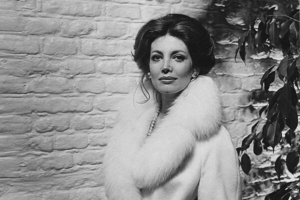 Gayle Hunnicutt