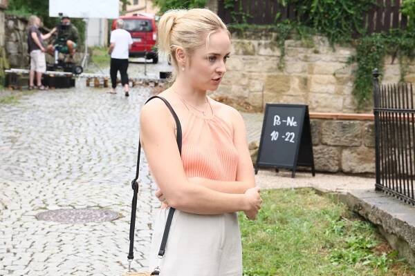 Anastasia Trmal Chocholatá jako Veronika v novém seriálu Kamarádi. 