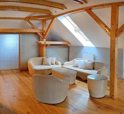 Apartmán Brasserie Avion, Rožnov pod Radhoštěm | Hotel.cz
