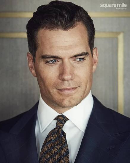 Zaklínač Henry Cavill se zranil: Natáčení dlouho očekávaného fantasy se odkládá na příští rok