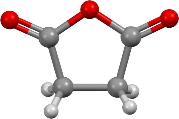 Succinic anhydride