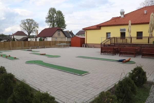 Nové prvky u Komunitního centra (3).JPG