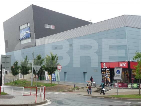 Pronájem obchodních prostor v Bondy Centrum Mladá Boleslav | CBRE