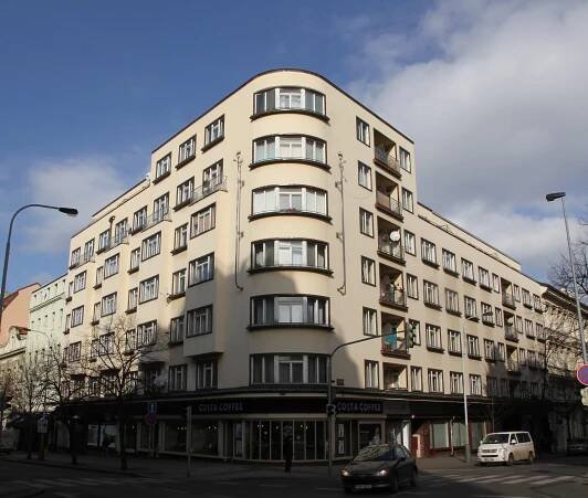 Pošta Praha 24 v Italské čp. 384b/3