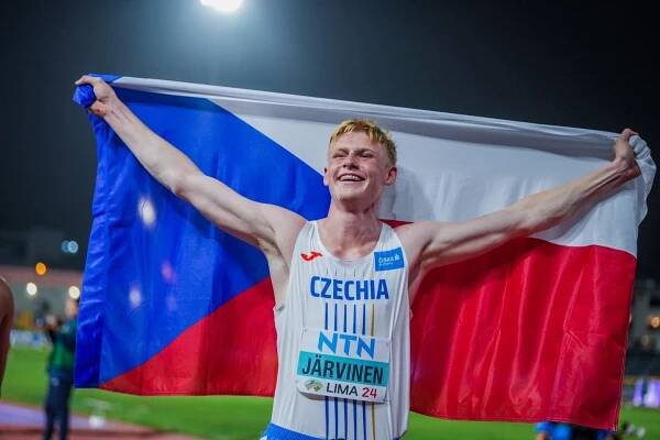 Další juniorské atletické zlato, Järvinen ovládl soutěž desetibojařů v rekordu šampionátu