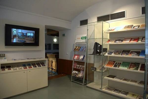 recepce-muzejni-shop