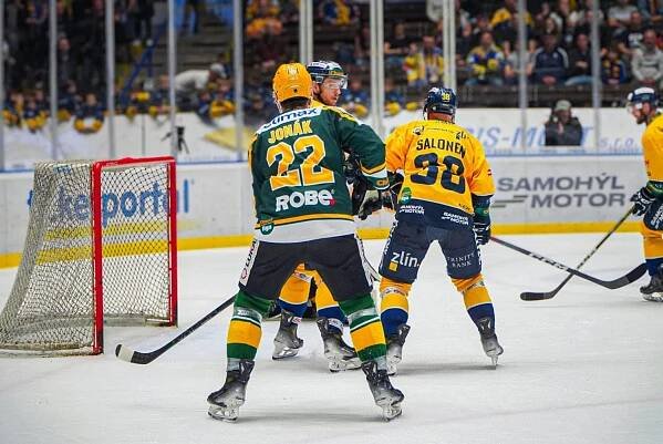 HC Vsetín online - oficiální internetové stránky VHK Vsetín | Zápas | RI Okna Berani Zlín – VHK ROBE Vsetín 3:4