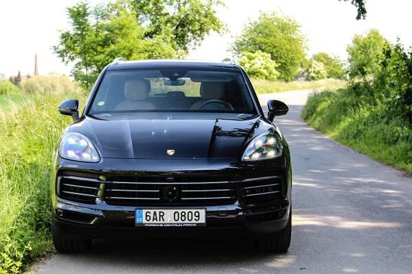 Test Porsche Cayenne S. Ten nejlepší? | Autojournal.cz