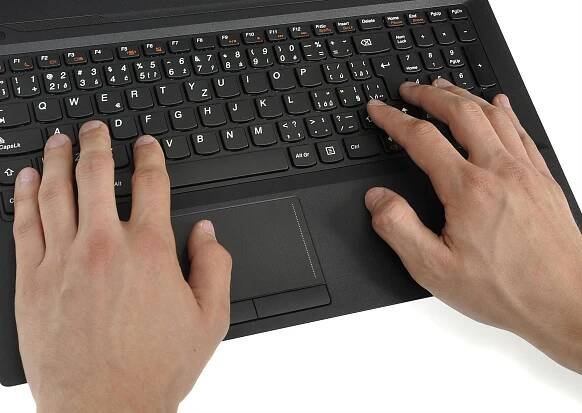 Lenovo IdeaPad B590