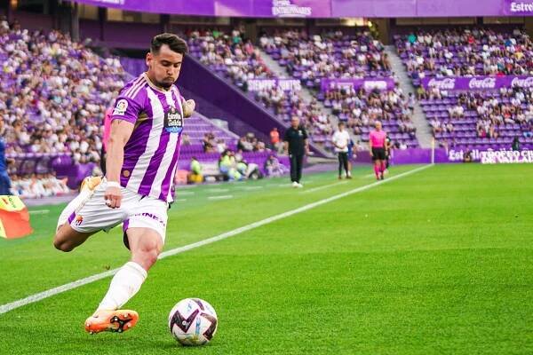 El Real Valladolid firma a JD Sports para la manga de la camiseta en 2022-2023