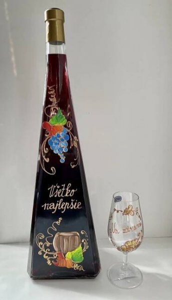 Ihlan 1,5L - všetko najlepšie, motív hrozno