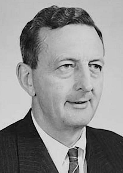 Les Bury – Wikipedia