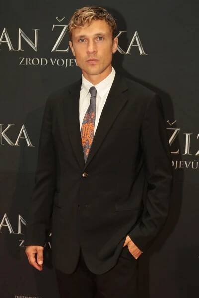 FOTO: William Moseley na premiéře filmu Jan Žižka. – stránka 49