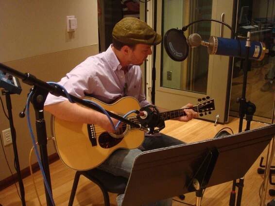Gavin DeGraw records at Sweetwater