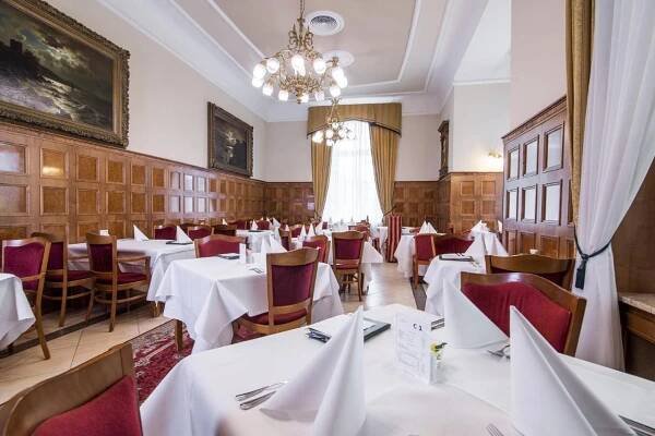 Restaurace