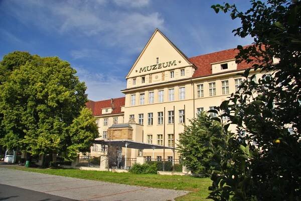 Oblastní muzeum a galerii v Mostě si můžete prohlédnout online - i:Mostecko