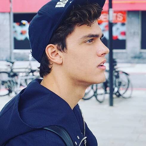Best of Instagram: Xavier Serrano Shirtless Selfie | Male Models | Celebrities | Pop Culture | Poison Paradise