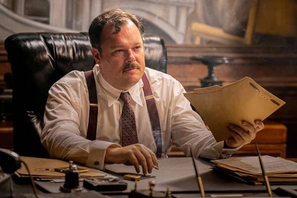 Penny Dreadful: Město andělů - Dead People Lie Down - Z filmu - Michael Gladis