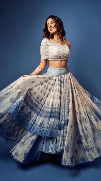 Inside Khushi Kapoor's Bridesmaid Wardrobe