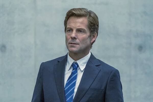 Jamie Bamber - Signora Volpe - Z filmu