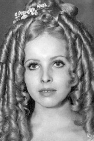 Julie Jurištová měla hereckou kariéru slibně rozjetou. Letos oslaví 68. narozeniny. 