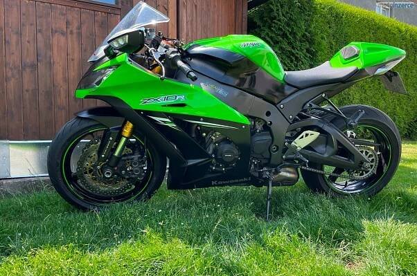 Kawasaki ZX-10R Ninja (2015) za 202.000 Kč - MotoInzerce.cz