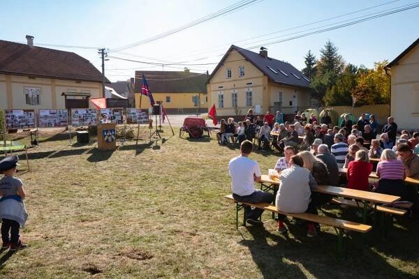 100.let republiky v Podmoklech - Oficiální stránka obce Podmokly nad Berounkou
