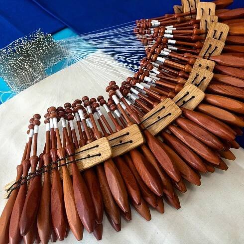 Lacemaking