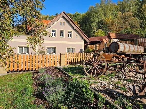 Božská usedlost, pronájem chalupy Mírová pod Kozákovem - Loktuše - ubytování Český ráj, 14393 - ID 14393