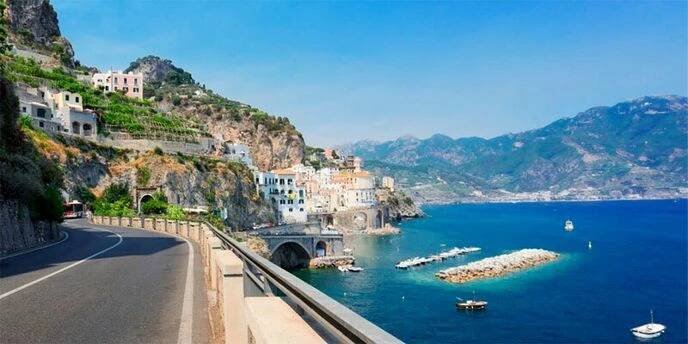 Amalfi Coast Road (Itálie)
