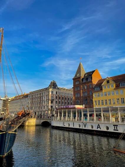 Kodaň a Malmö v lete. -