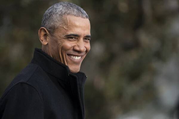 After months of quiet travel, Obama to speak in Chicago