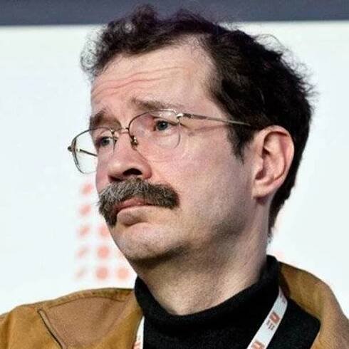 Rozhovor s A. Jakovlevem: Když došly zdroje, předhodila se masám iluze velmoci
