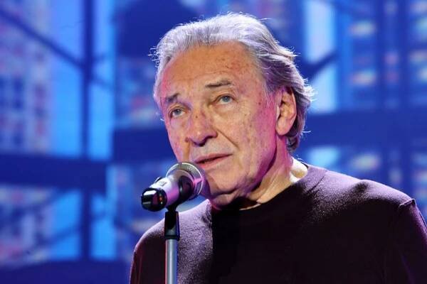 Karel Gott zjistil, že trpí rakovinou v roce 2015