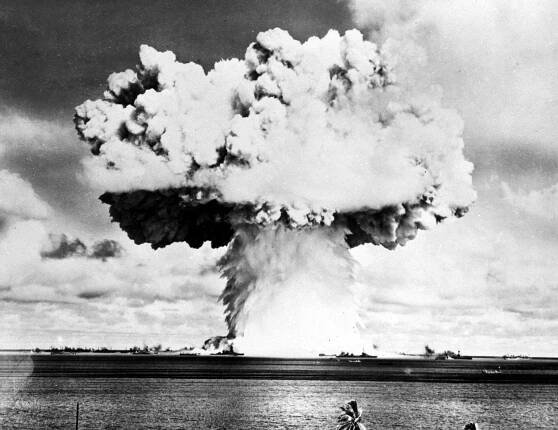 Použije Putin na Ukrajině atomovou bombu? NATO by nemělo jinou možnost než zareagovat, míní experti