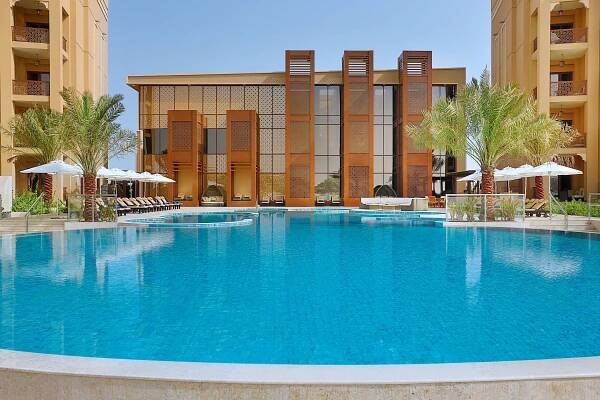 DoubleTree by Hilton Ras Al Khaimah, hotely ve městě Rás al-Chajma - Skyscanner